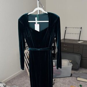 JJs House Velvet Jumpsuit in Deep Green